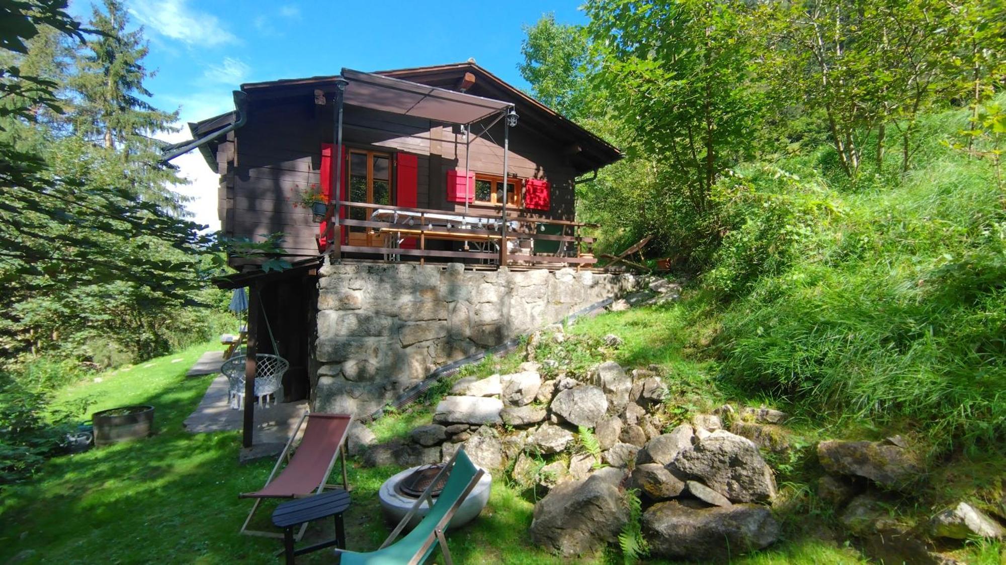 Petit Chalet Rustique Et Bucolique Bovernier Exterior foto